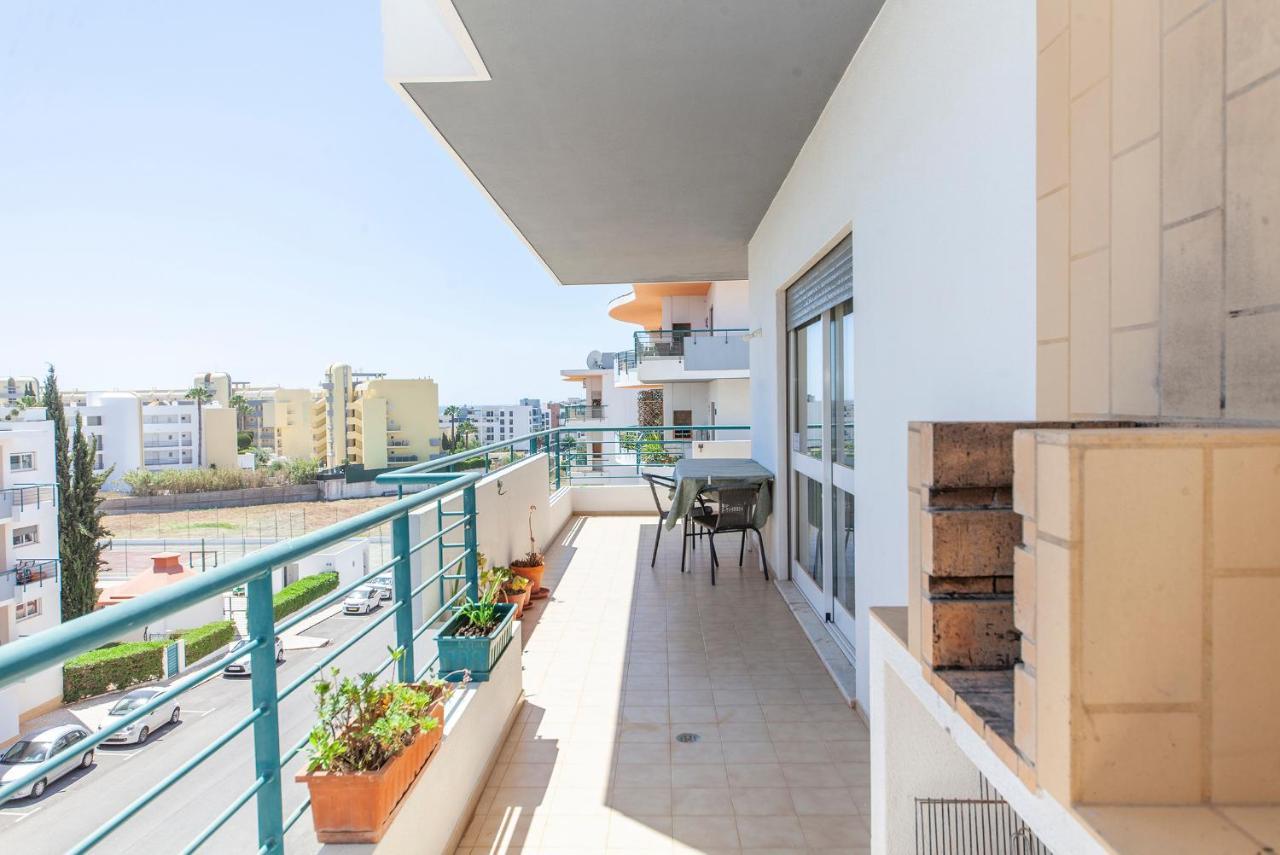 Feia-Traia Vestfuse Hotel Lagos Exterior photo